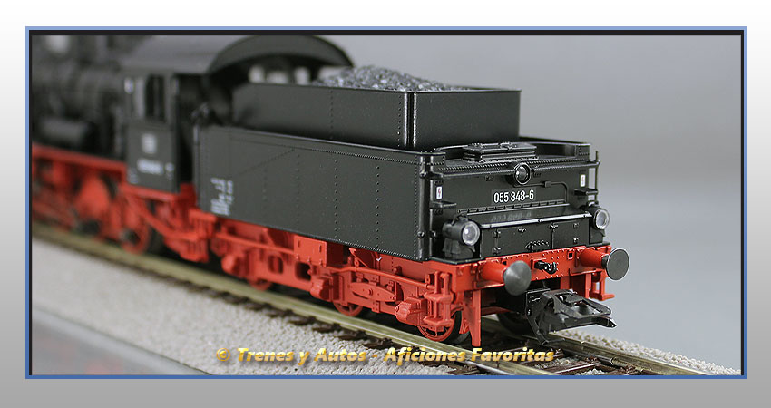 Locomotora vapor con ténder Serie BR-55 - DB